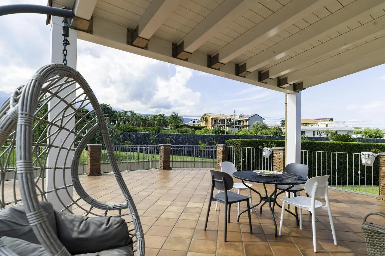 Tropical House Villa San Leonardello Holiday home