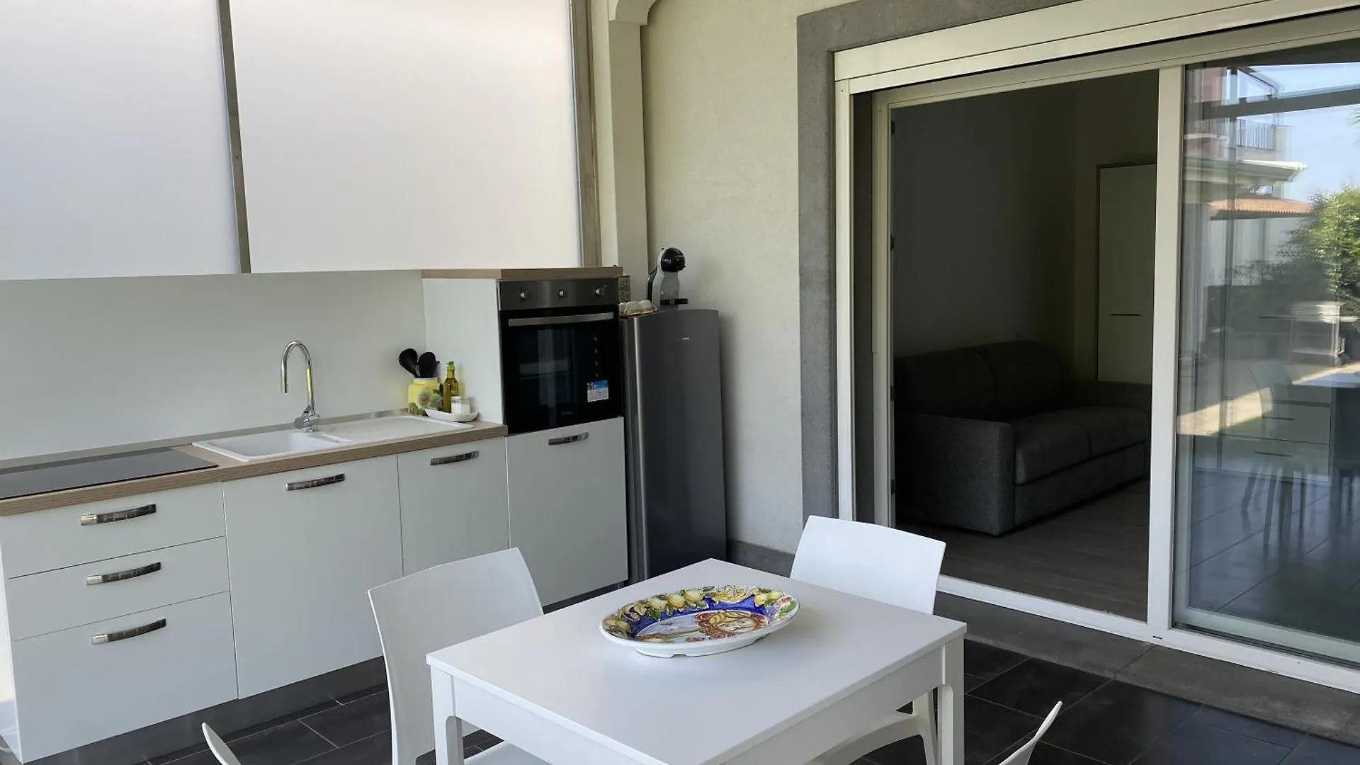 Tropical House Villa San Leonardello İtalya